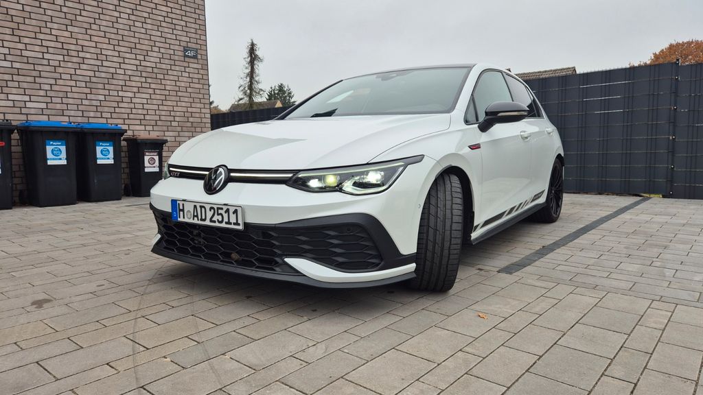 VW Golf 14.700 km 37.699 &euro; Neustadt 31535