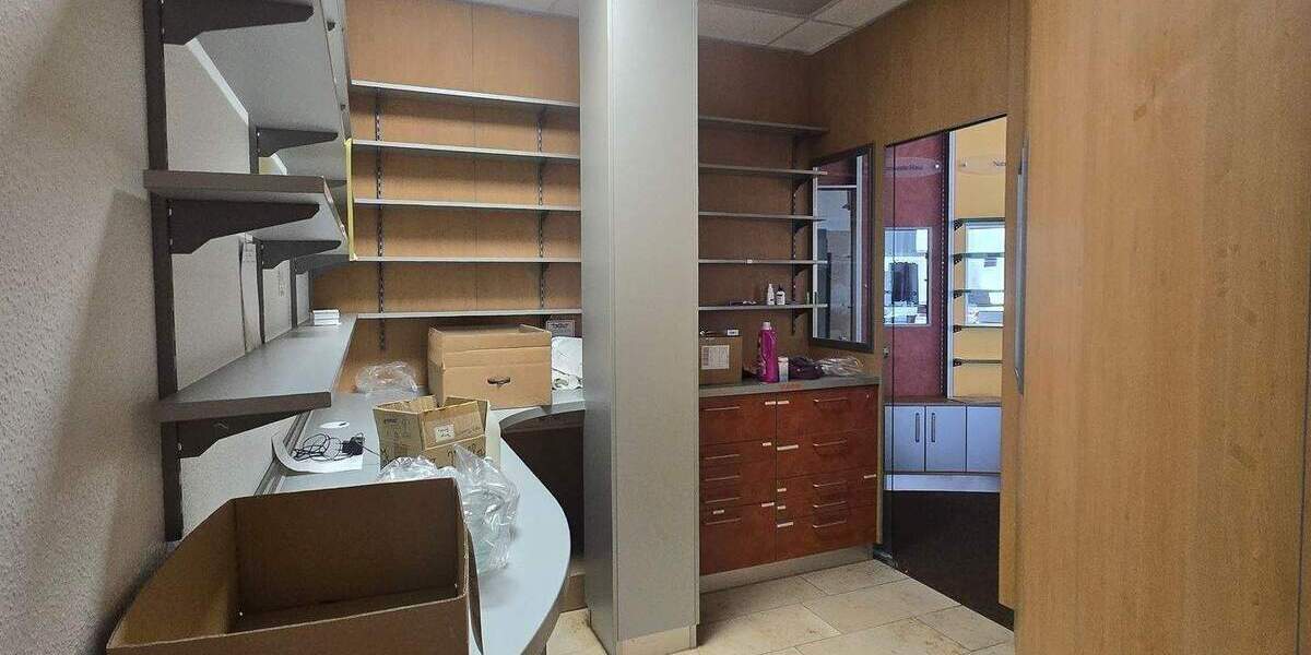 Gewerbeobjekt Frechen Habbelrath - 8 Zimmer, 850.000&euro; | Angebot:25780743