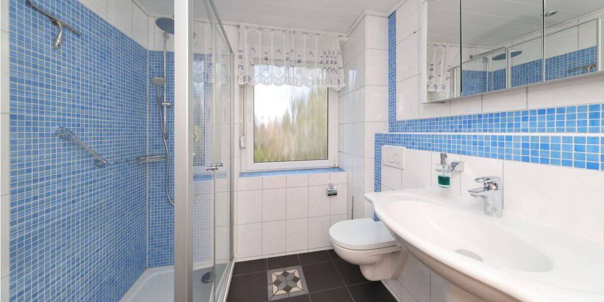 Doppelhaushälfte Wilhelmshaven Innenstadt - 5 Zimmer, 93 m&sup2;, 260.000&euro; | Angebot:26825657