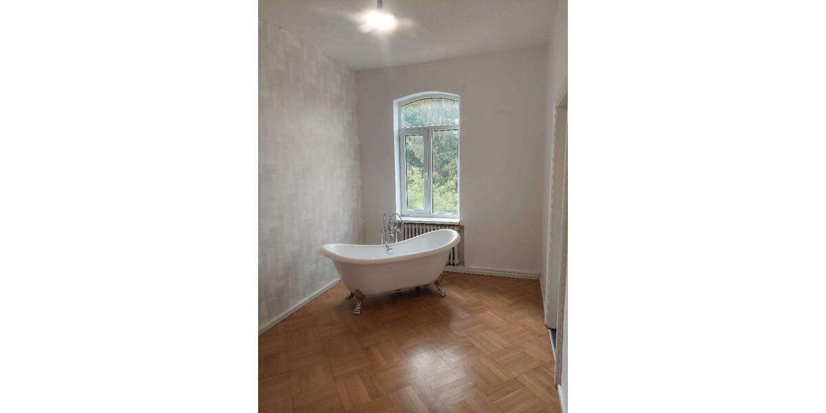 Etagenwohnung Falkenstein - 3 Zimmer, 118 m&sup2;, 530&euro; | Angebot:27357456