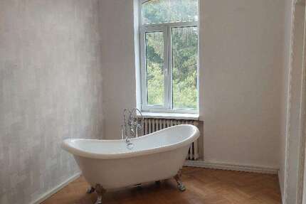 Wohnung Falkenstein - 3 Zimmer, 118 m&sup2;, 530&euro; | Angebot:27357456