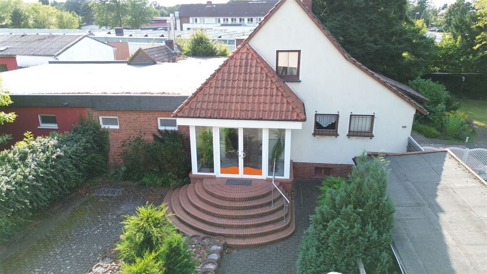 Interessantes Gewerbeobjekt in zentraler Lage von Nienburg mit viel Erweiterungspotenzial. - Gewerbeobjekt Nienburg (Weser) | Angebot:22202681