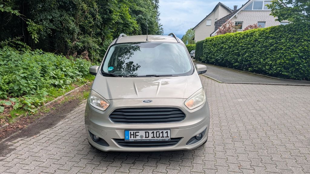 Ford Tourneo Courier 135.000 km 6.400 &euro; Bielefeld 33739