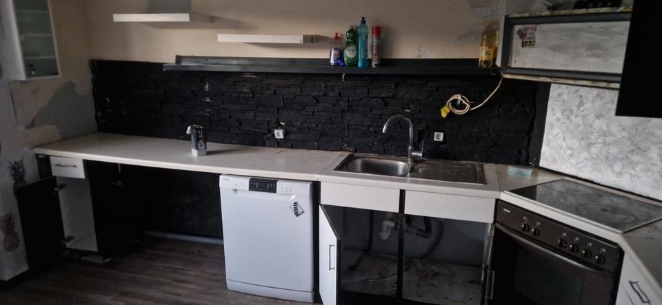 Einfamilienhaus Neustadt bei Coburg - 5 Zimmer, 176 m&sup2;, 140.000&euro; | Angebot:24597026