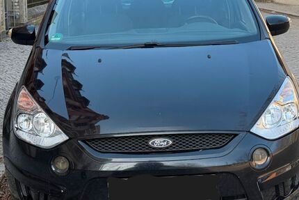 Ford S-Max 358.599 km 2.900 &euro; Potsdam 14467