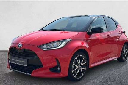 Toyota Yaris 54.000 km 19.490 &euro; Porta - Westfalica 32457