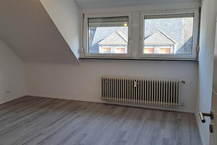 Wohnung Zell (Mosel) - 3 Zimmer, 73 m&sup2;, 440&euro; | Angebot:25403505