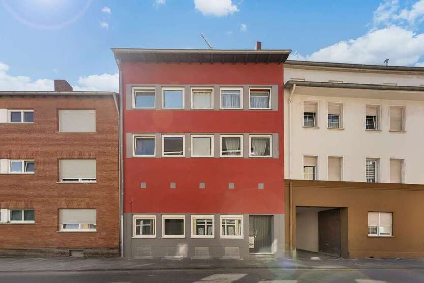 Haus zum Kaufen in Euskirchen 725.000 € 343 m²