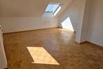 Dachgeschoßwohnung Holzdorf - 3 Zimmer, 68 m&sup2;, 600&euro; | Angebot:26414309