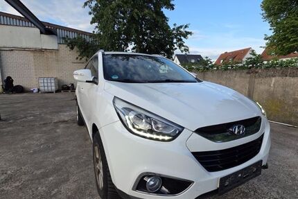 Hyundai ix35 168.000 km 5.900 &euro; Kirchhain 35274