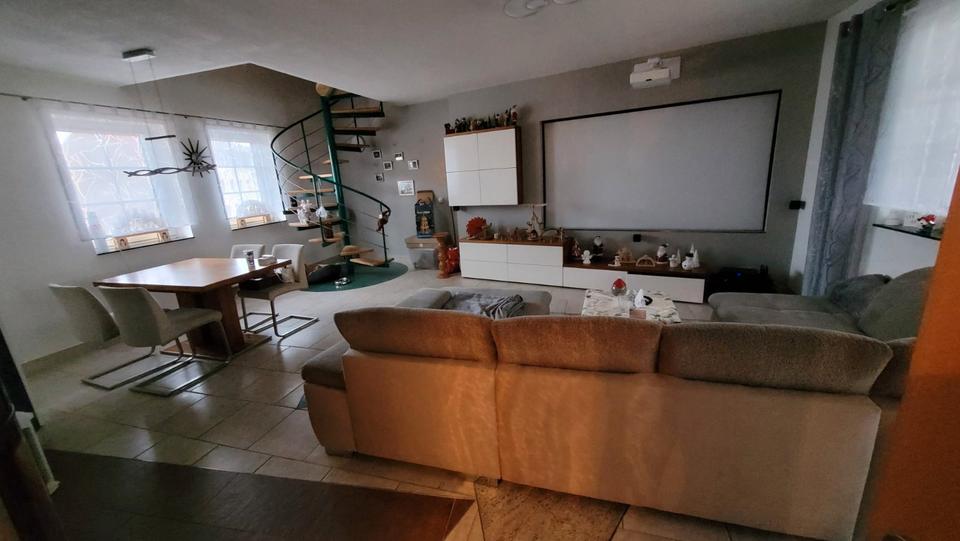 Einfamilienhaus Bad Lausick - 4 Zimmer, 143 m&sup2;, 1.400&euro; | Angebot:26091223
