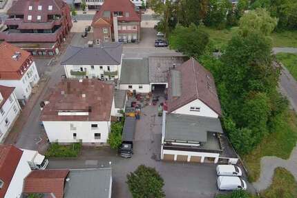 Haus zum Kaufen in Bad Driburg 590.000 € 1064.1 m²