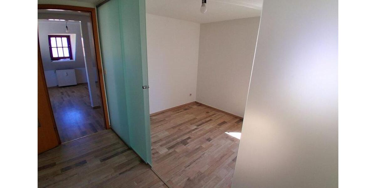 Dachgeschoßwohnung Barth - 2 Zimmer, 60 m&sup2;, 600&euro; | Angebot:26251263