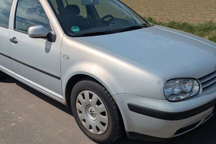 VW Golf 175.475 km 1.390 &euro; Cölbe-Bernsdorf 35091