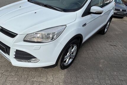 Ford Kuga 185.000 km 6.500 &euro; Itzehoe 25524
