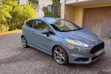 Ford Fiesta 97.000 km 10.500 &euro; Sankt Wendel 66606