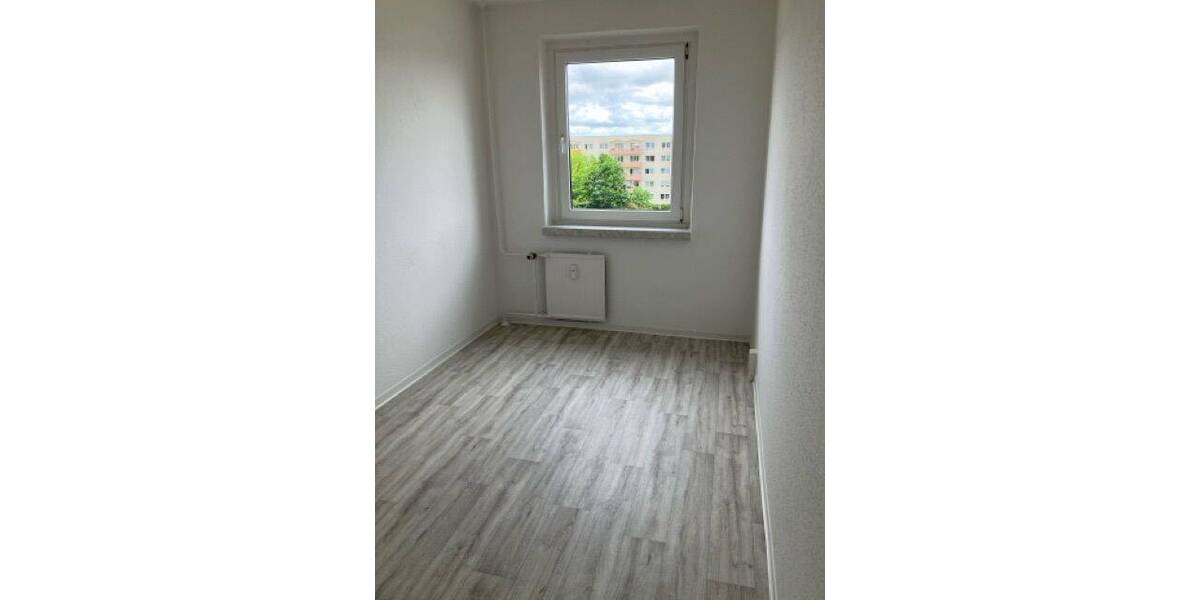 Etagenwohnung Angermünde - 4 Zimmer, 69 m&sup2;, 430&euro; | Angebot:26673532