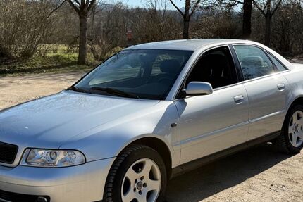 Audi A4 99.000 km 2.450 &euro; Pfullingen 72793