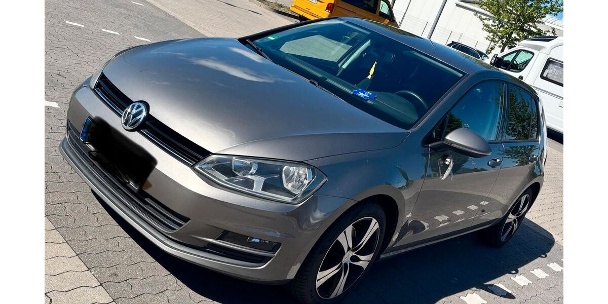 VW Golf 275.000 km 6.500 &euro; Jork 21635