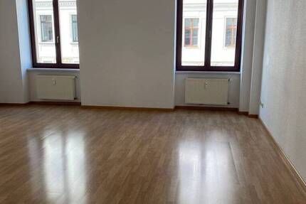 LEIBNIZSTRASSE -WALDSTRASSENVIERTEL | tolle 2 Raum-Whg. * Terrasse* offene Küche* EBK abkaufbar