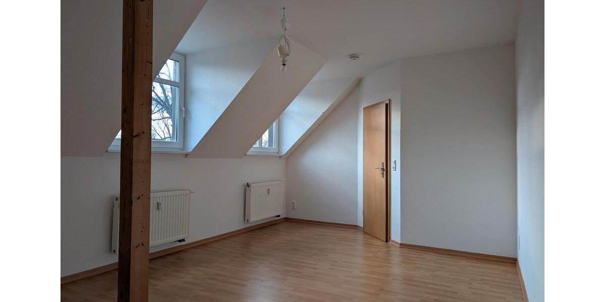 Dachgeschoßwohnung Chemnitz Kapellenberg - 3 Zimmer, 75 m&sup2;, 67.800&euro; | Angebot:26926346