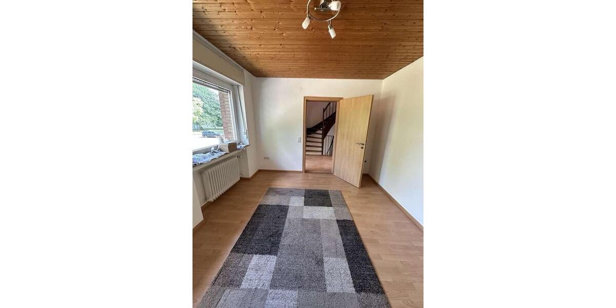 Reihenhaus Meerbusch Kierst - 5.5 Zimmer, 120 m&sup2;, 1.880&euro; | Angebot:24851141