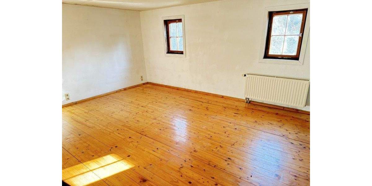 Einfamilienhaus Claußnitz - 6 Zimmer, 190 m&sup2;, 1.595&euro; | Angebot:24423837