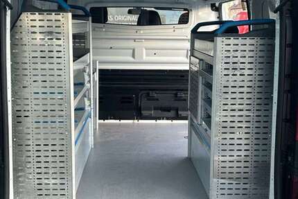 Opel Vivaro 109.835 km 13.990 € München 81825