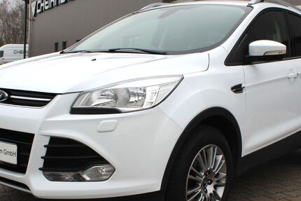 Ford Kuga 125.500 km 7.900 &euro; Maxhütte-Haidhof 93142