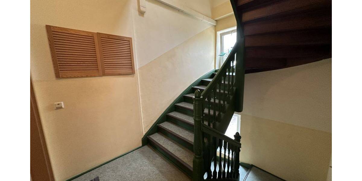 Etagenwohnung Lützen - 4 Zimmer, 120 m&sup2;, 980&euro; | Angebot:26797660