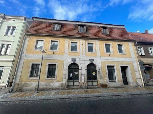 Geschichtsträchtiges Wohn- u. Geschäftshaus in aufstrebender Lage! Investoren mit Weitblick gesucht