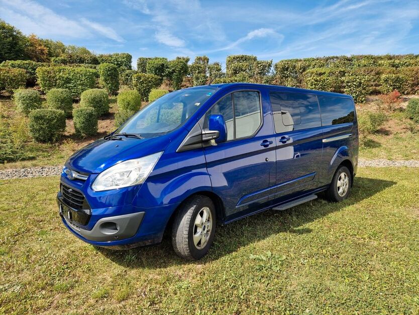 Ford Tourneo Custom 166.723 km 19.900 € Treuen 08233