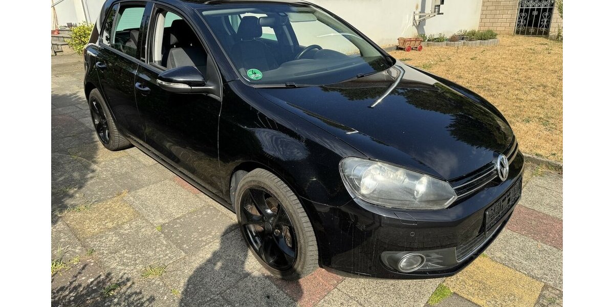 VW Golf Style Navi Klima.Temp.Sitzh.PDC.gr.Plakette 150.000 km 5.900 &euro; Erftstadt 50374
