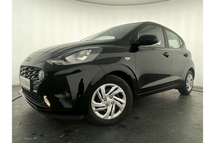 Hyundai i10 32.015 km 13.590 € Hinterschmiding 94146