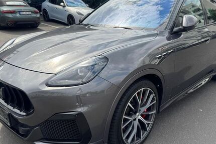 Maserati Grecale 83.830 km 68.980 &euro; Köln 50829