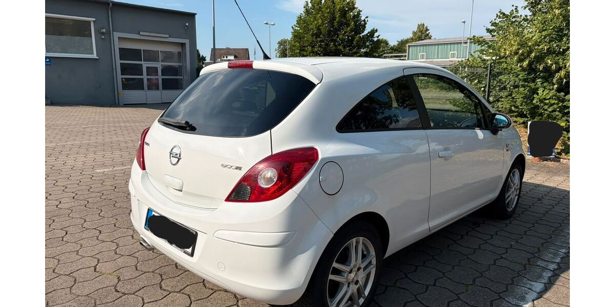 Opel Corsa 194.390 km 3.899 &euro; Celle 29221