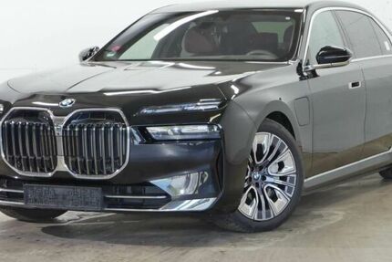 BMW 750 95.100 km 74.840 &euro; Paderborn 33100