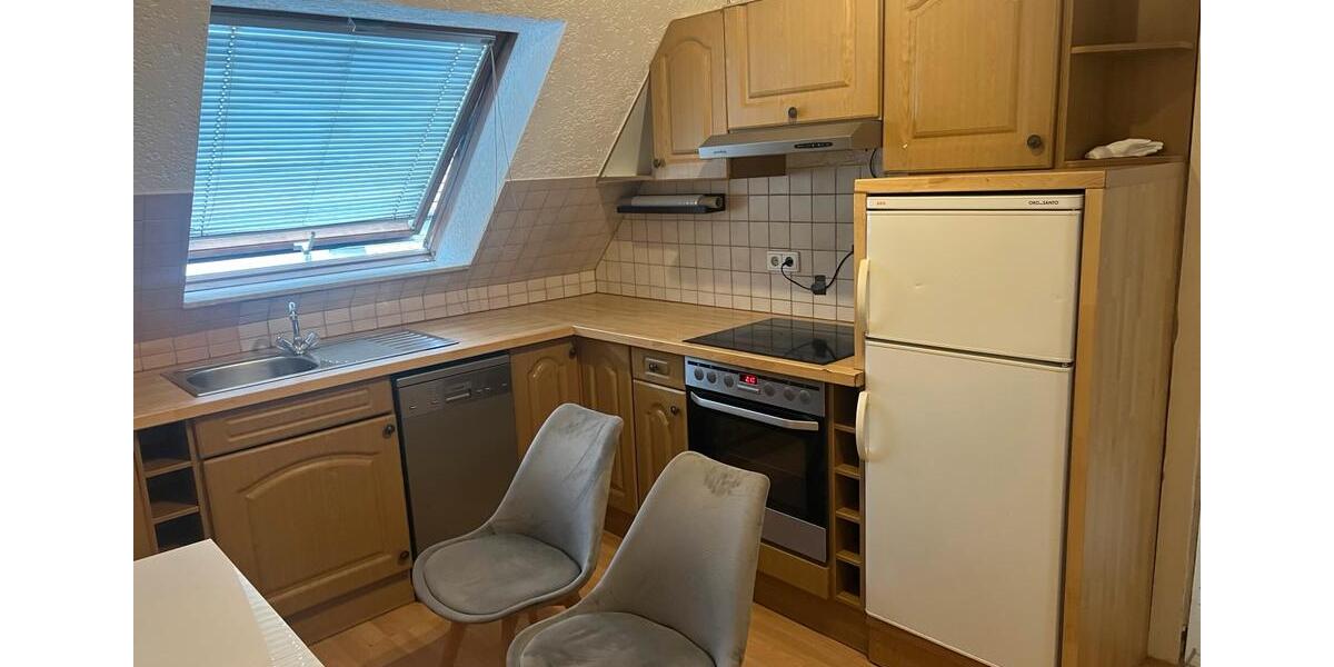 Dachgeschoßwohnung Villingen-Schwenningen Schwenningen - 2 Zimmer, 62 m&sup2;, 850&euro; | Angebot:25338562