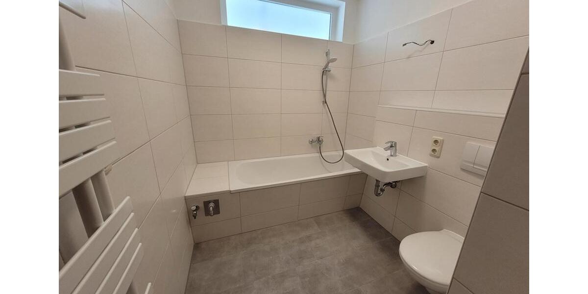 Erdgeschoßwohnung Schkeuditz - 3 Zimmer, 67 m&sup2;, 644&euro; | Angebot:26277584