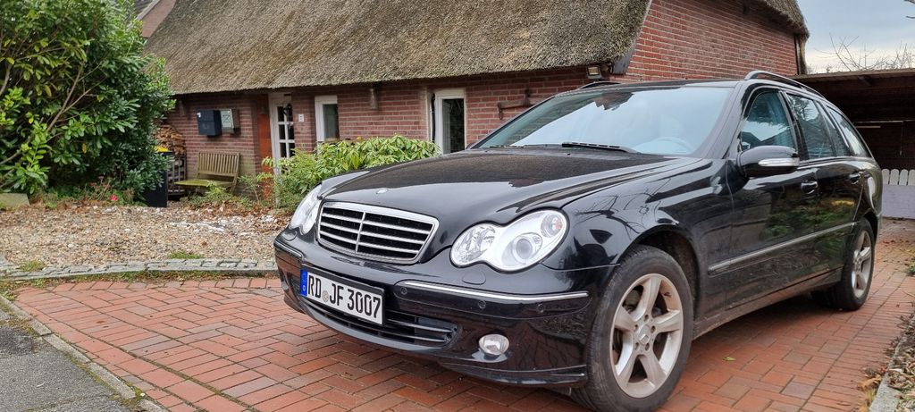 Mercedes-Benz 230 80.000 km 8.700 &euro; Ottendorf 24107