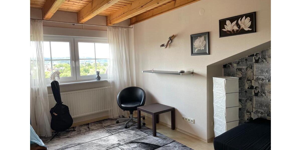 Doppelhaushälfte Völklingen - 11 Zimmer, 188 m&sup2;, 389.000&euro; | Angebot:27030270