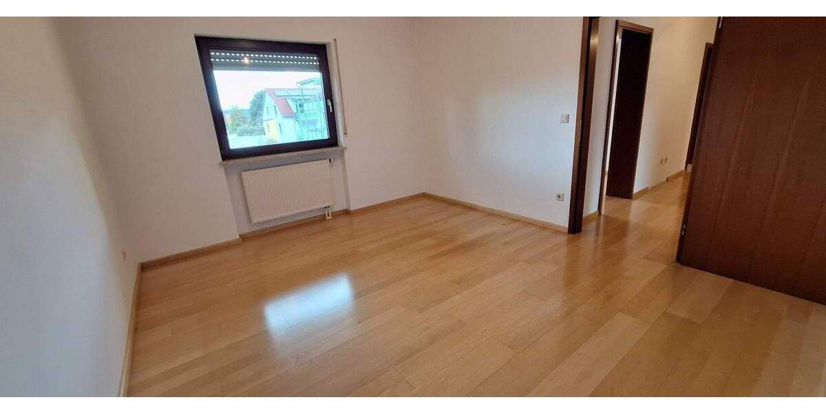 Etagenwohnung Altdorf bei Nürnberg Altdorf - 3 Zimmer, 89 m&sup2;, 295.000&euro; | Angebot:25360458