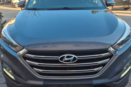 Hyundai TUCSON 178.000 km 14.800 &euro; Baltmannsweiler 73666