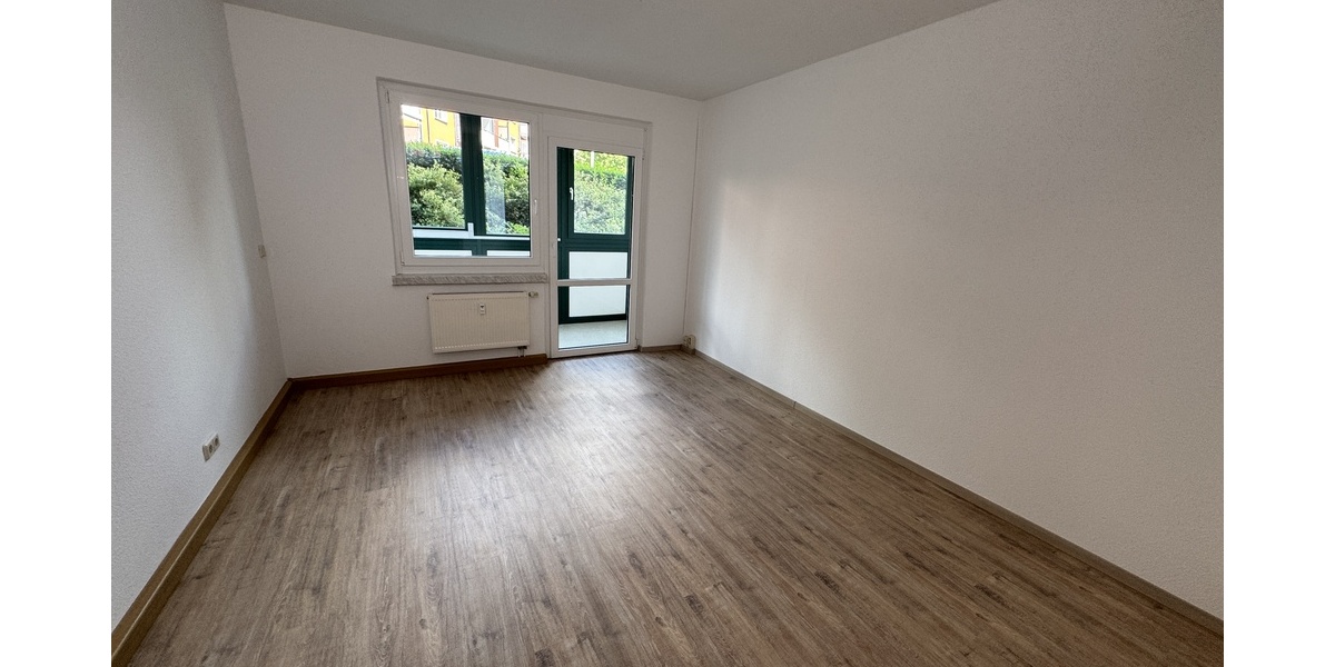 Wohnen mit Mehrwert: 2-Raum-Wohnung mit großzügigem Doppel-Wintergarten in Gera-Bieblach! - Erdgeschoßwohnung Gera Alt-Bieblach | Angebot:27082956