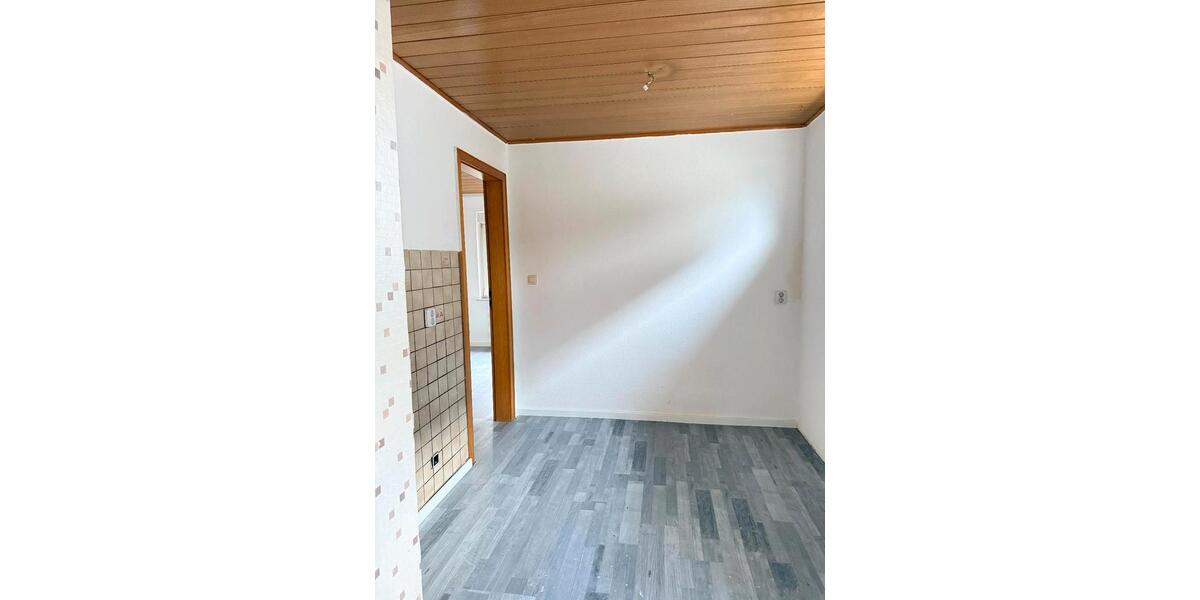 Renoviertes Haus zu vermieten! 4 zimmer