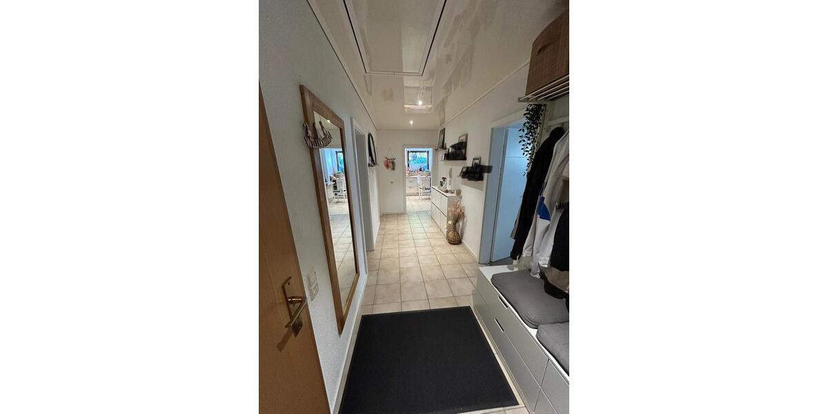 Dachgeschoßwohnung Erbach - 4 Zimmer, 100 m&sup2;, 290.000&euro; | Angebot:26953455