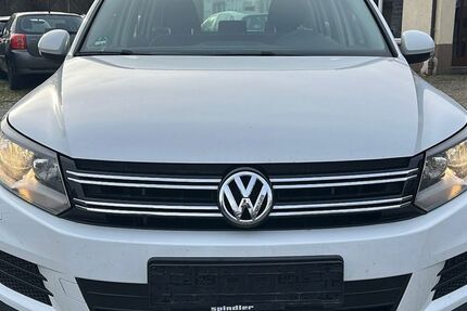 VW Tiguan 330.000 km 7.800 &euro; Gerolzhofen 97447