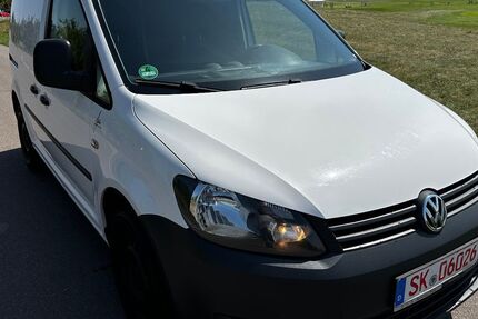 VW Caddy 141.000 km 7.999 &euro; HALLE 06116