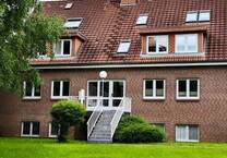 Schöne 4-Zi.-Whg. mit 2 Terrassen, Garten u. Carport in Uninähe Projensdorfer Straße, Kiel