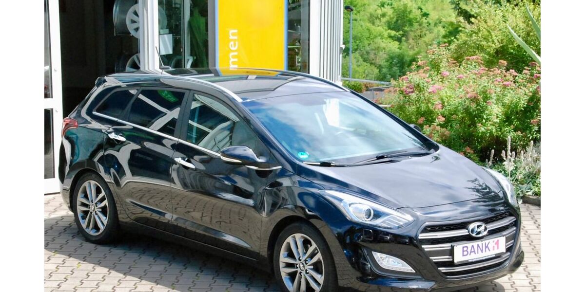 Hyundai i30 107.100 km 8.990 &euro; Dornburg - Camburg 07774